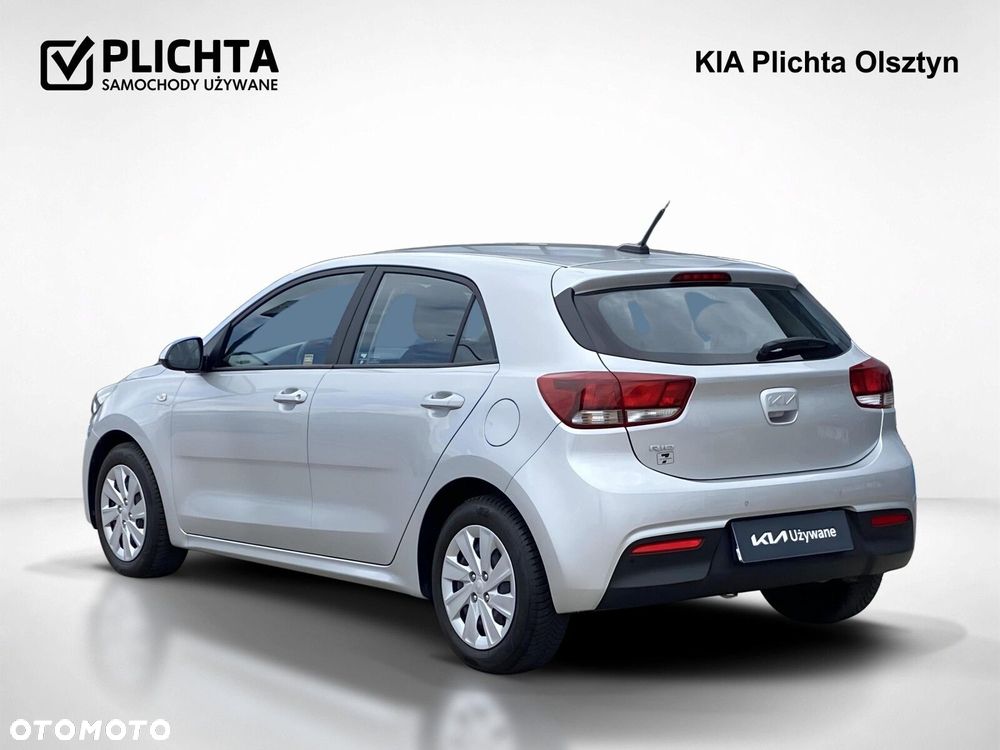 Kia Rio - 4