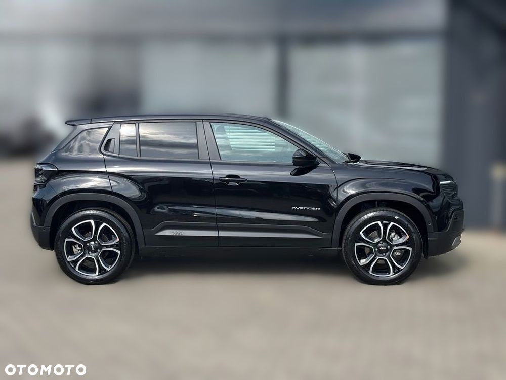 Jeep Avenger 1.2 T3 mHEV Summit FWD eDCT6 - 4