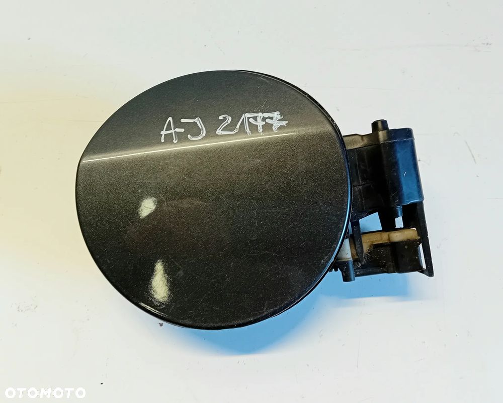 Klapaka wlewu paliwa Opel Astra j z177 - 1