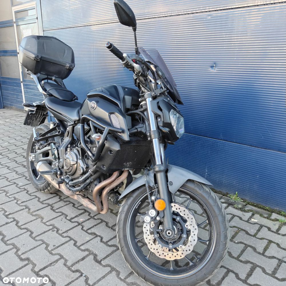 Yamaha MT - 2