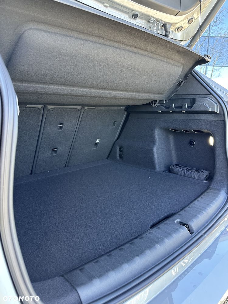 BMW X1 sDrive18i - 12