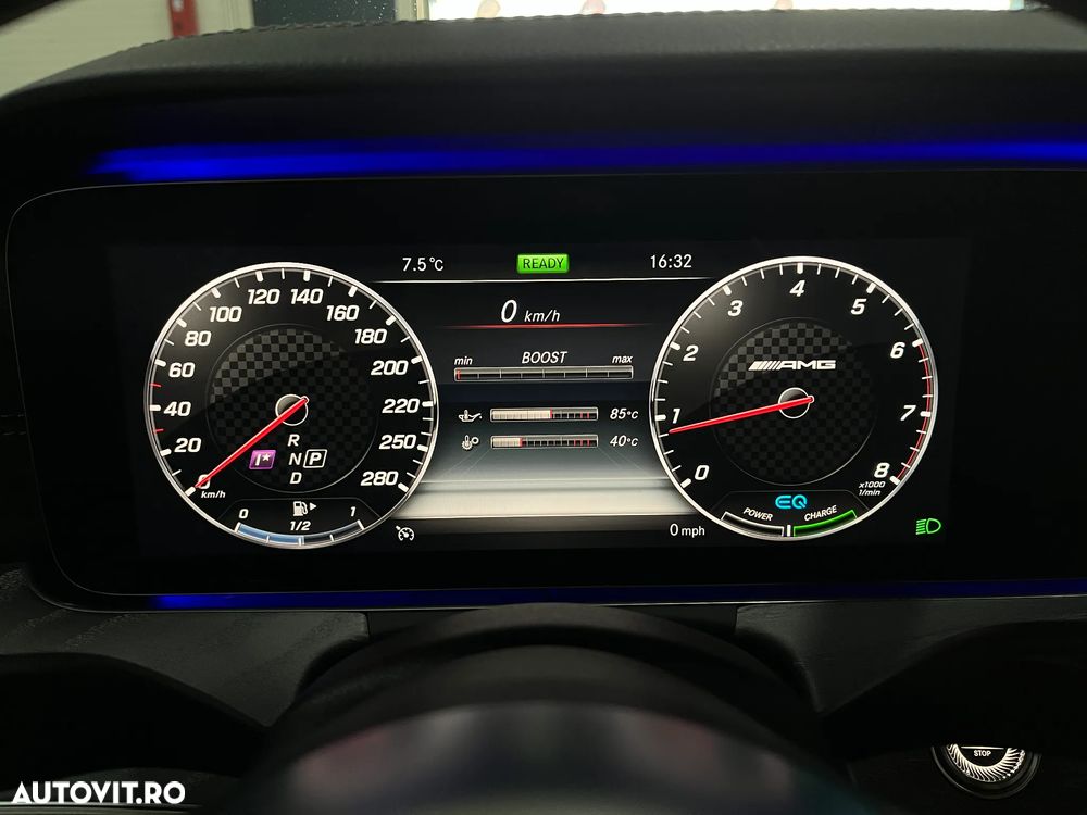 Mercedes-Benz CLS - 12