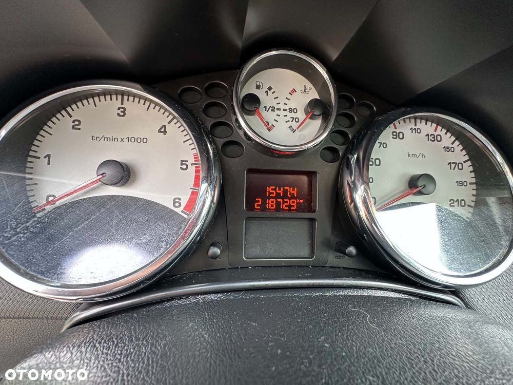 Peugeot 207 1.6 HDi 16V Trendy nICE - 16