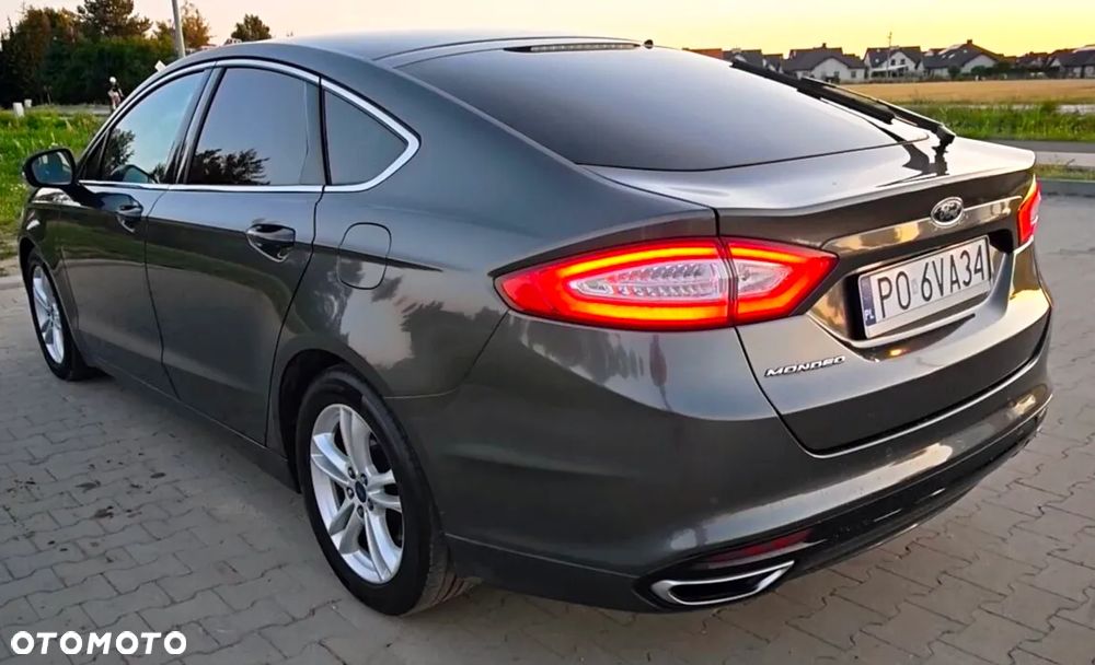 Ford Mondeo 2.0 TDCi Titanium PowerShift - 4
