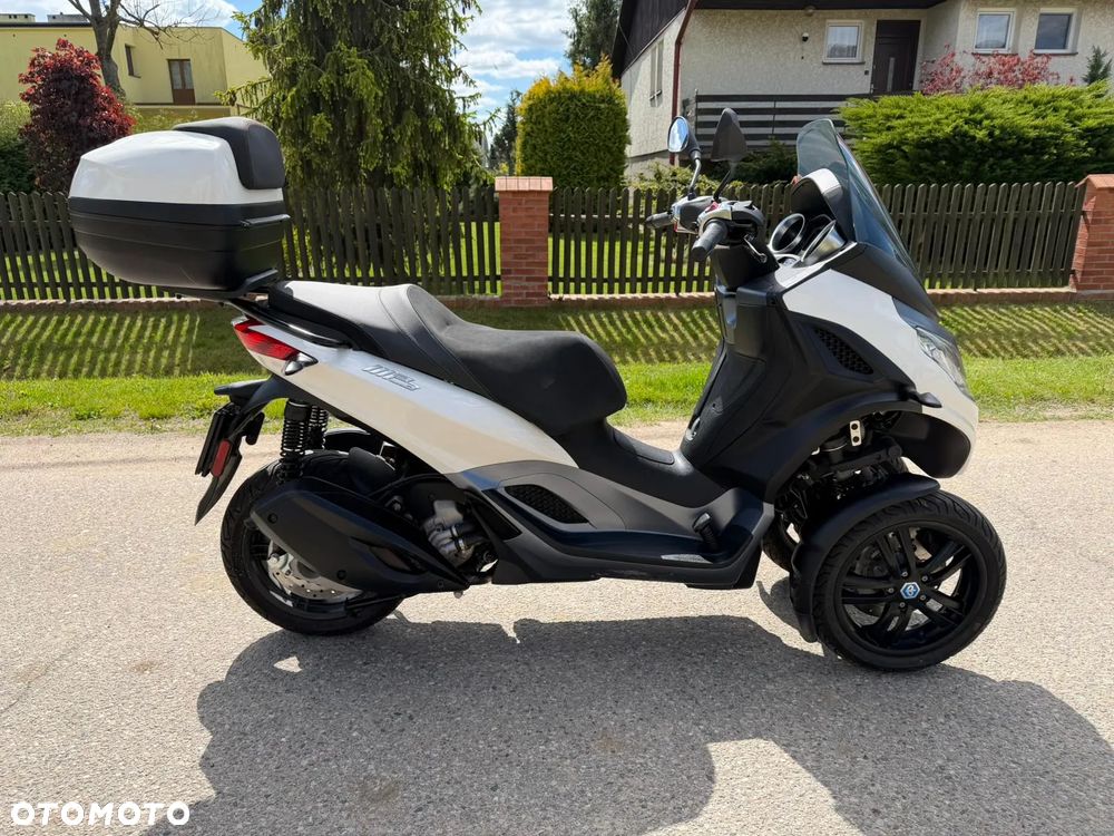 Piaggio MP-3 - 5