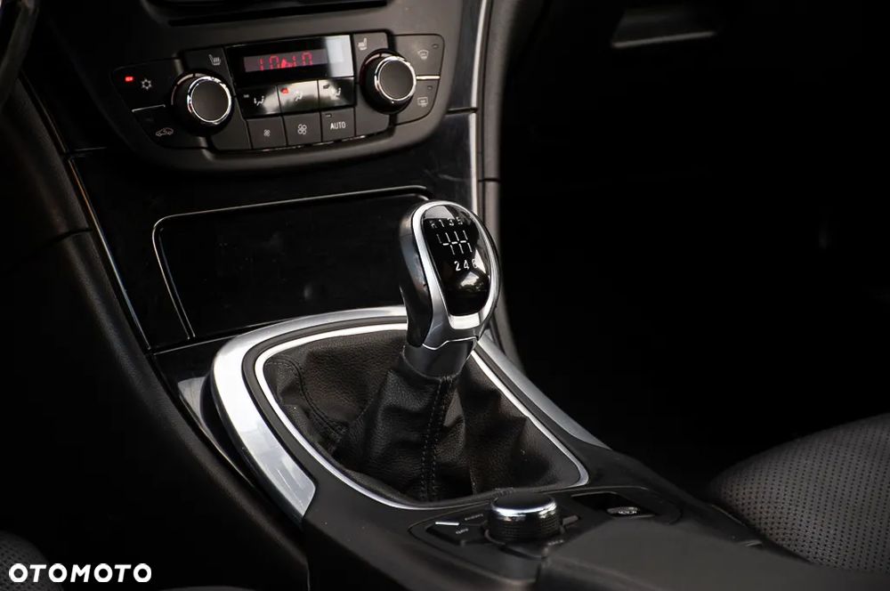 Opel Insignia 2.0 CDTI - 34