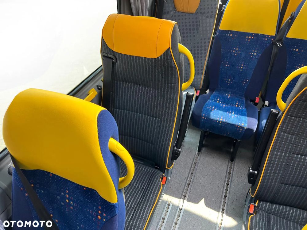 Volkswagen Crafter AUTOBUS - 33