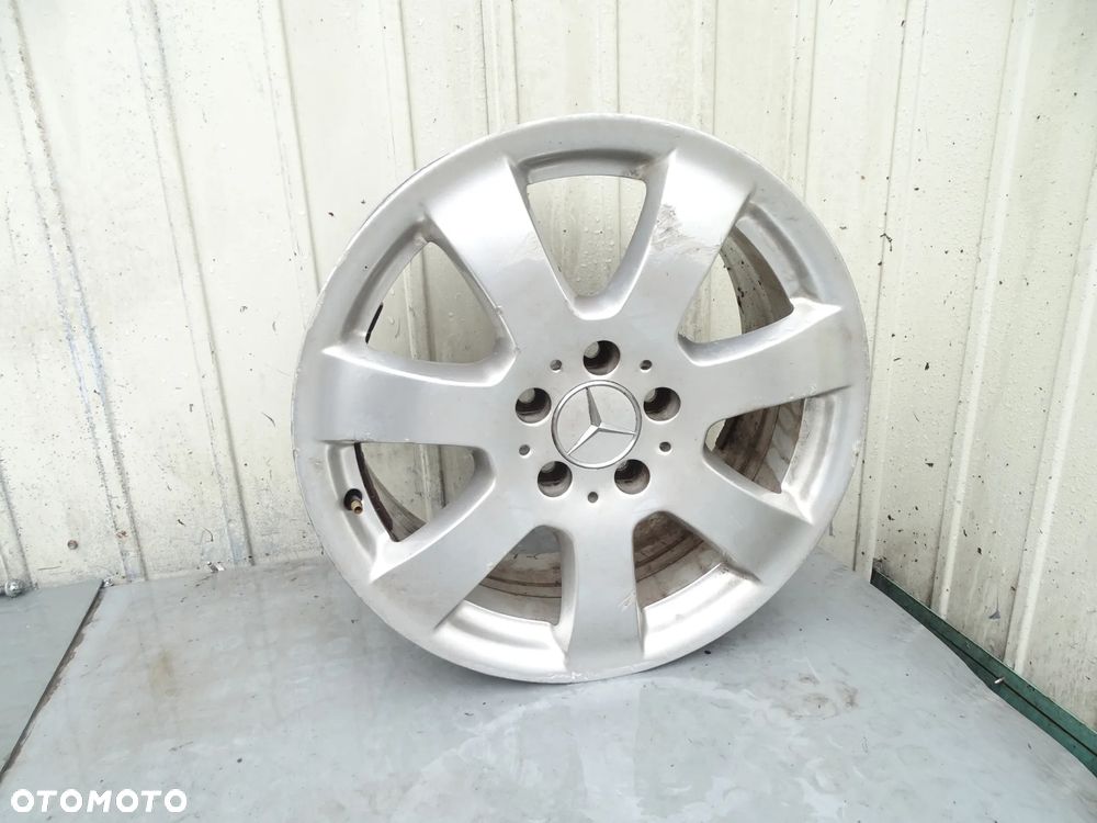 R Klasa W251 Felga 7.5Jx17 ET56 5x112 2514011002 - 1