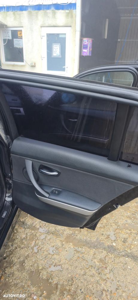 BMW Seria 3 318d DPF Touring - 19