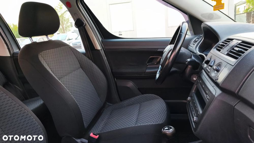 Skoda Roomster - 25