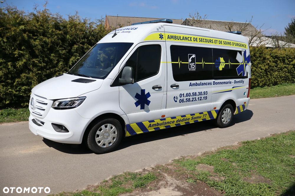 Mercedes-Benz Sprinter 319 - 9