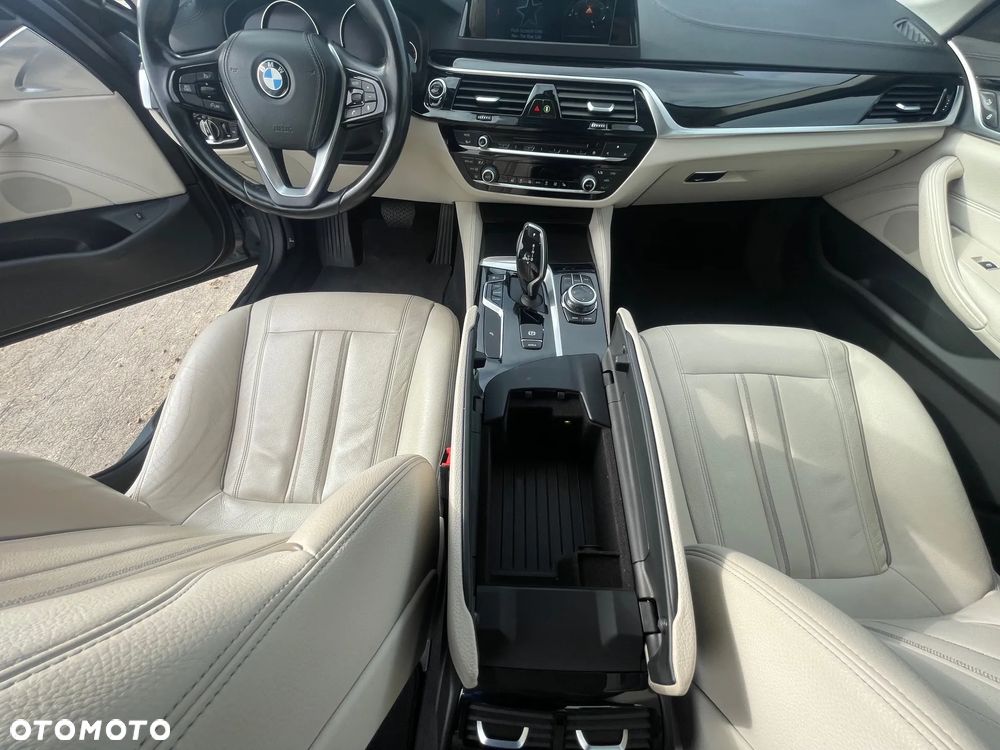 BMW Seria 5 520d Luxury Line - 20