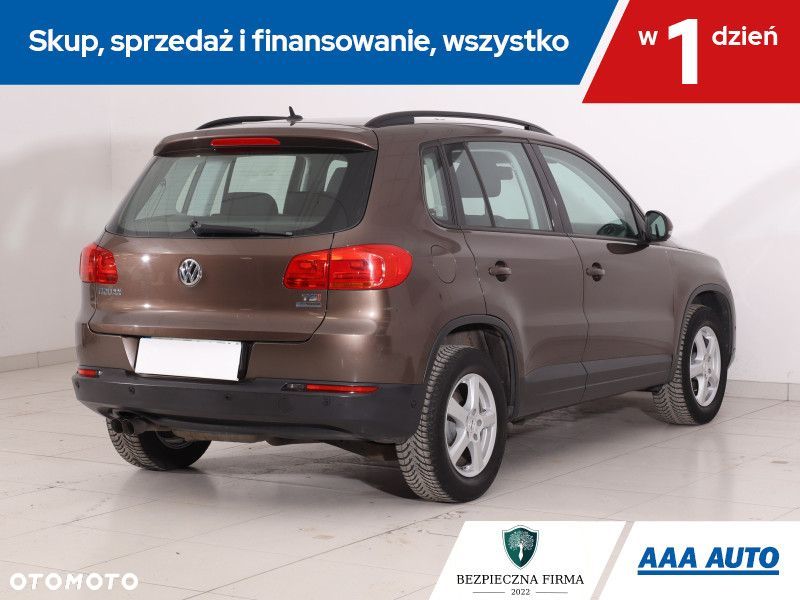Volkswagen Tiguan - 6