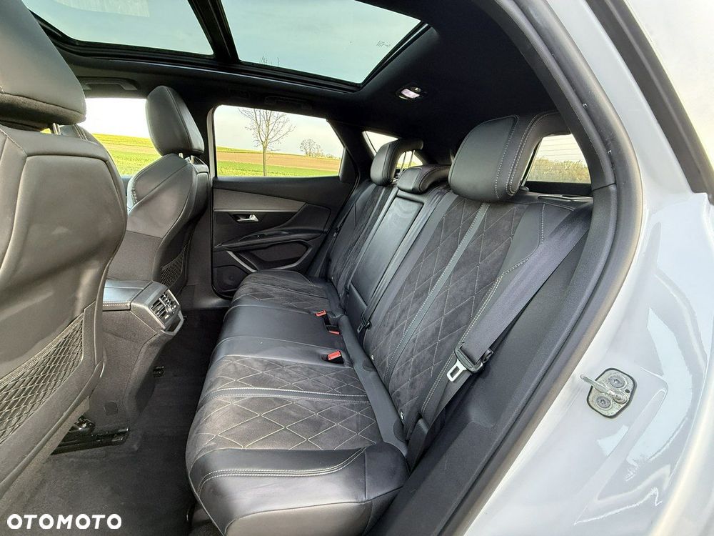 Peugeot 3008 2.0 BlueHDi GT S&S EAT8 - 31