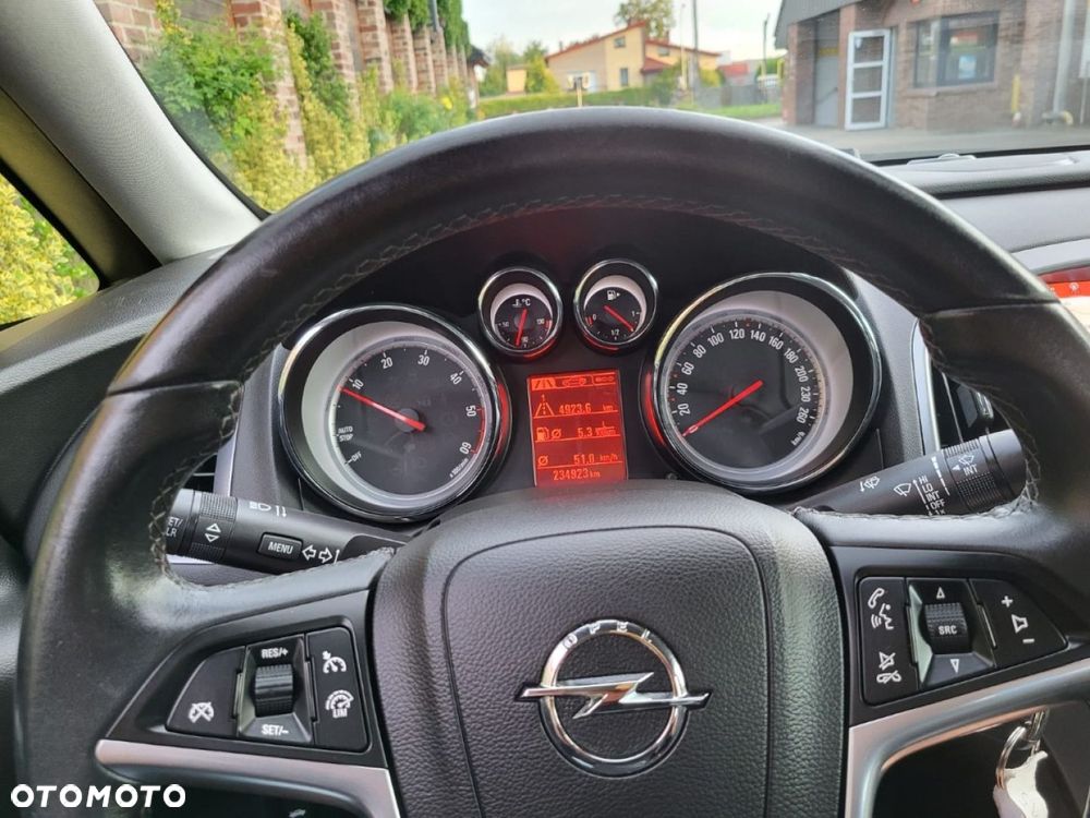 Opel Astra - 20
