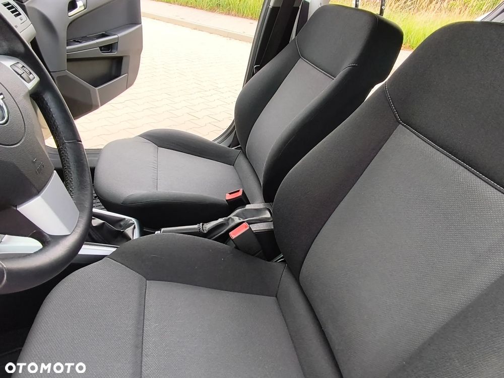 Opel Astra - 14