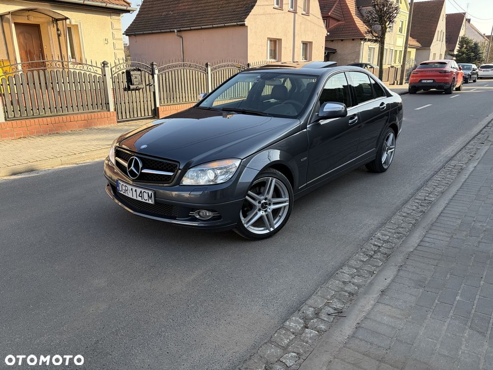 Mercedes-Benz Klasa C 280 T Classic 4-Matic - 2