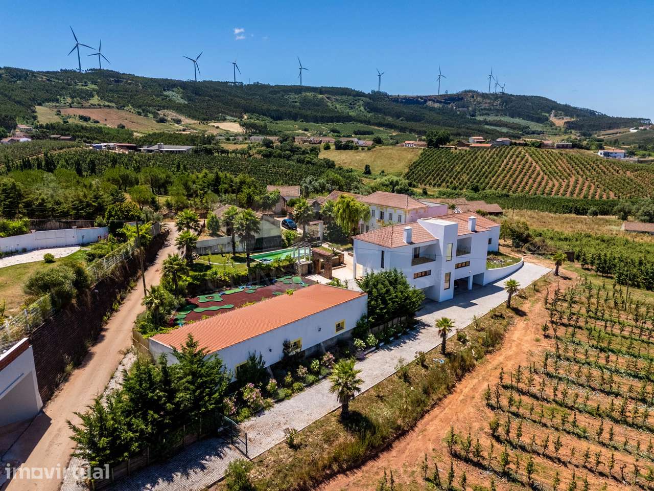 Moradia T6+ em Landal, €790.000