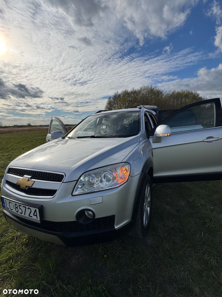 Chevrolet Captiva 2.0 d High - 25