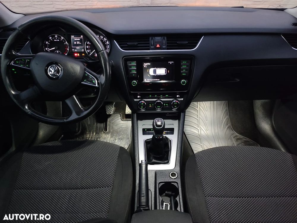 Skoda Octavia - 10