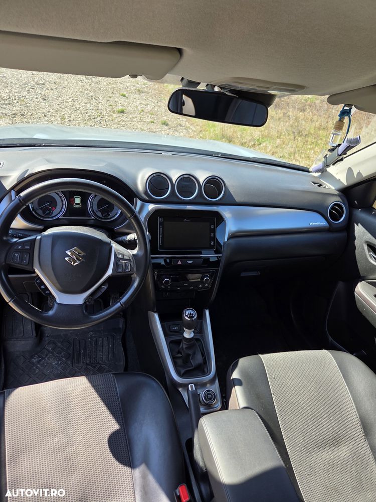Suzuki Vitara 1.4 Boosterjet AllGrip MHEV Passion - 7