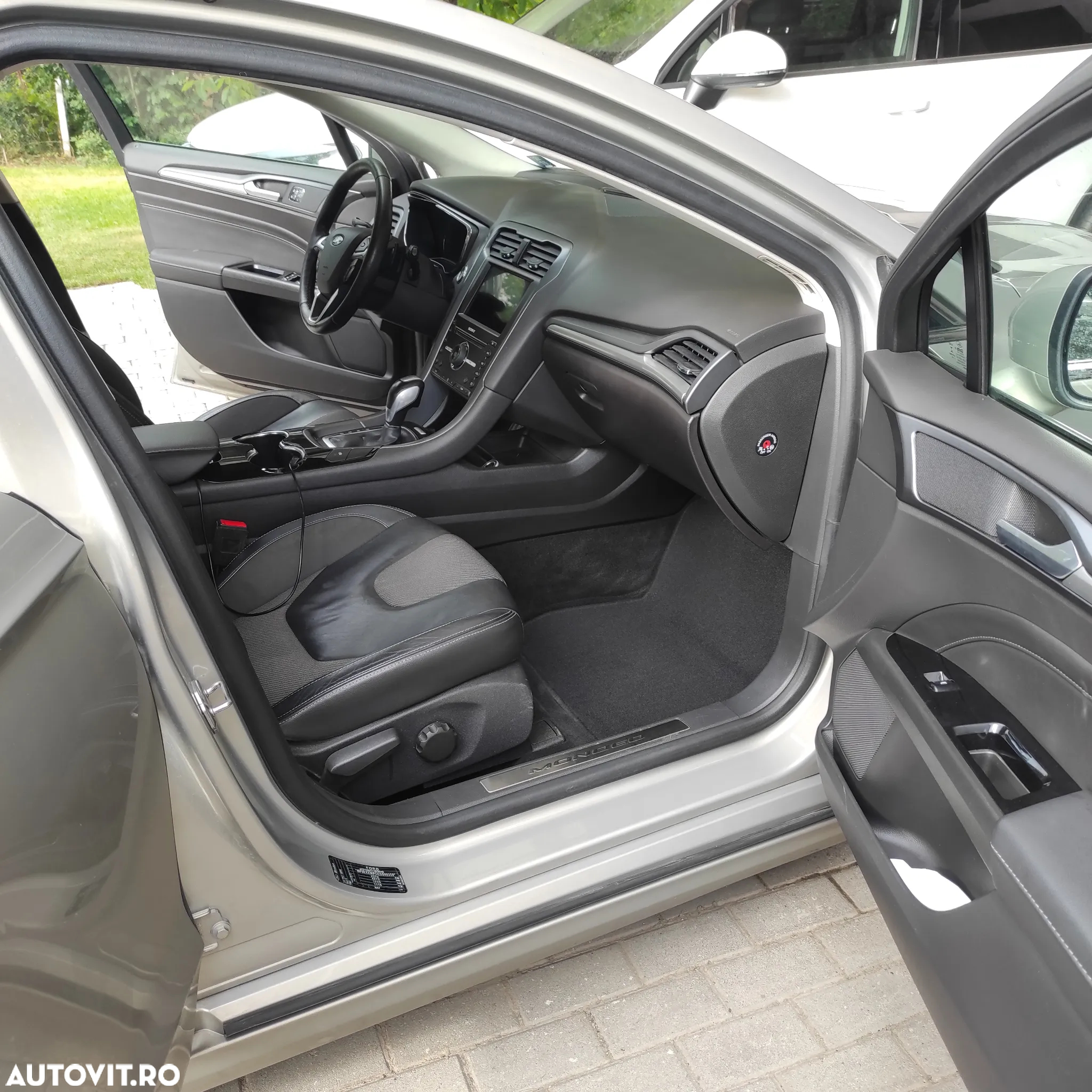 Ford Mondeo - 7