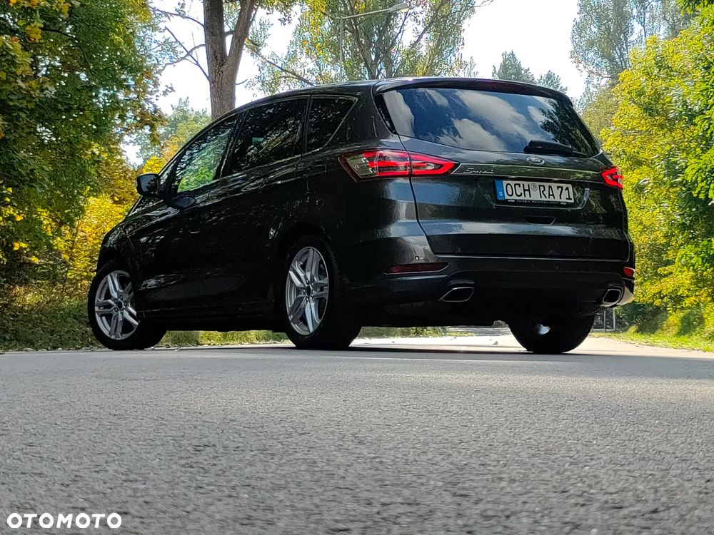 Ford S-Max 2.0 TDCi Bi-Turbo Titanium PowerShift - 9