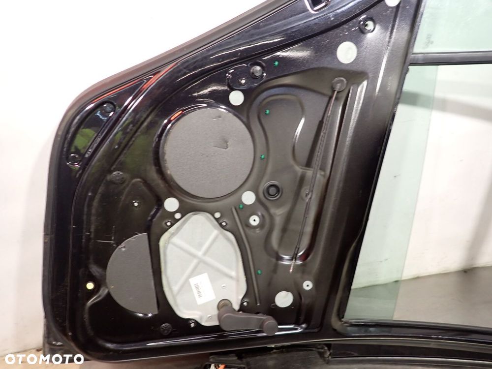 DRZWI LEWY TYŁ VOLKSWAGEN GOLF V HB LC9Z - 23