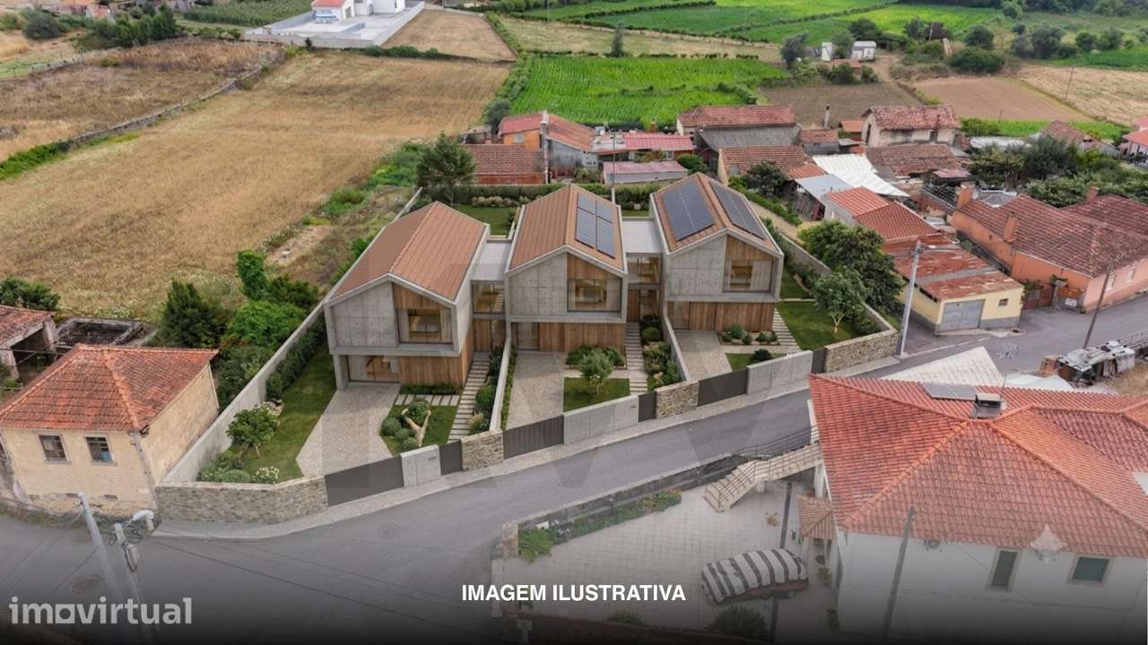Terreno com 1350m2 e 42m de Frente na Branca – Ideal para 3 Moradias o - Grande imagem: 2/7