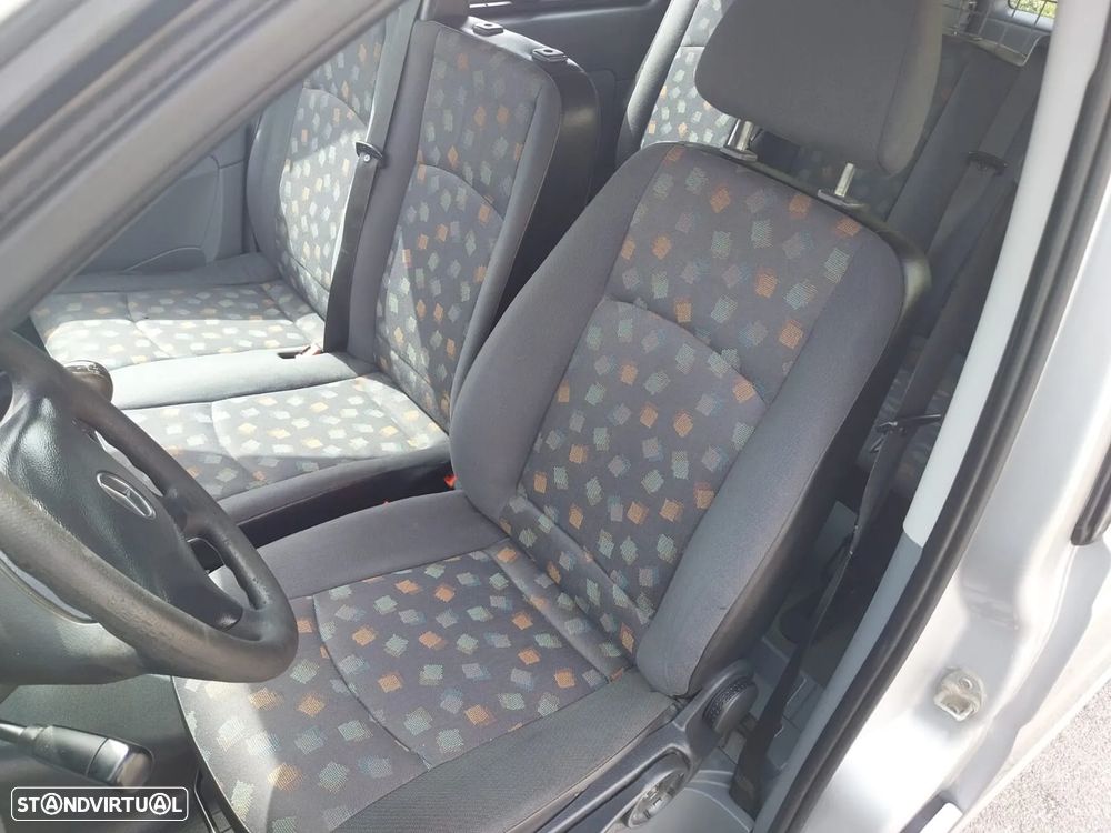 Mercedes-Benz Vito 115 CDi/32 6L - 4