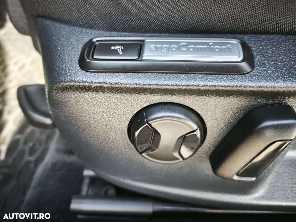 Volkswagen Passat 2.0 TDI DSG Comfortline - 15