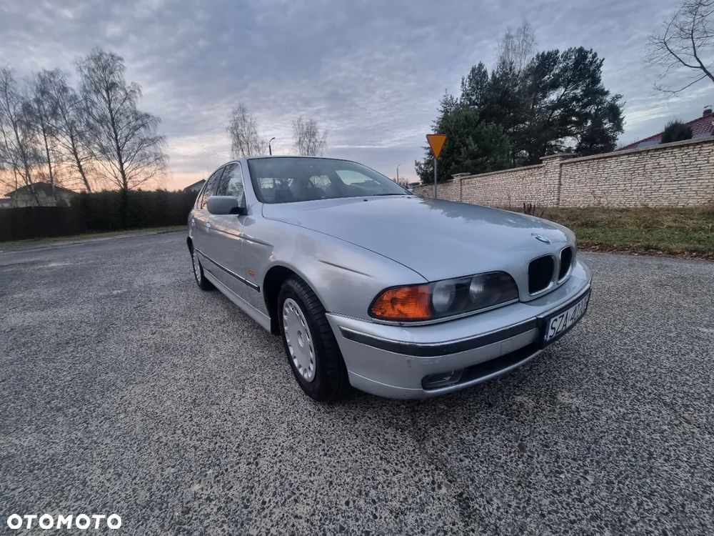 BMW Seria 5 - 1