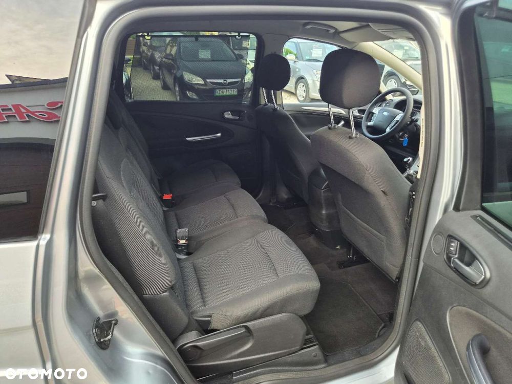 Ford S-Max - 18