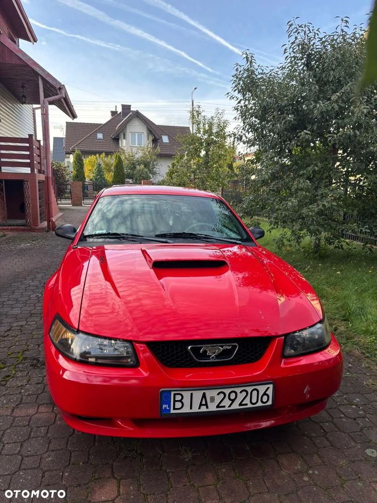 Ford Mustang - 3