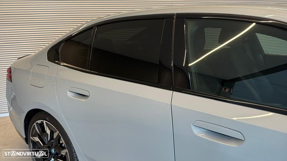 BMW i5 eDrive40 Pack Desportivo M - 6