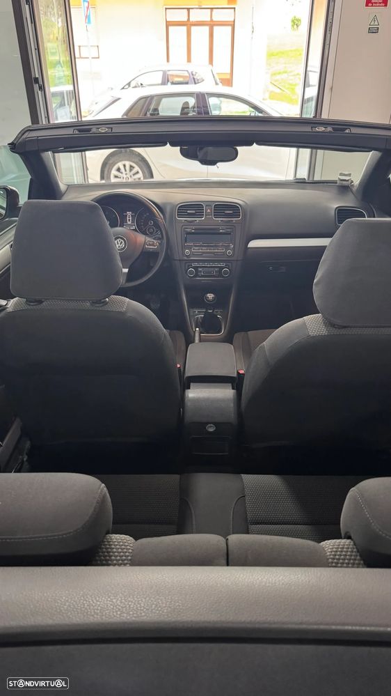 VW Golf Cabriolet 1.6 TDi BlueMotion Life - 15
