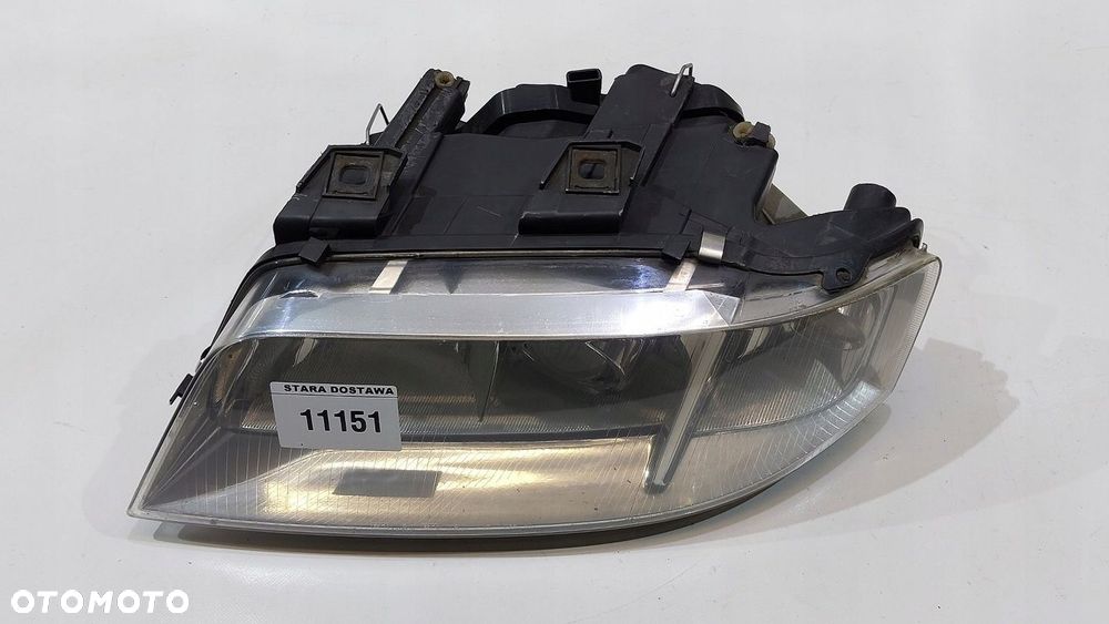 LAMPA REFLEKTOR PRZÓD LEWY AUDI A6 C5 97-01r. - 2