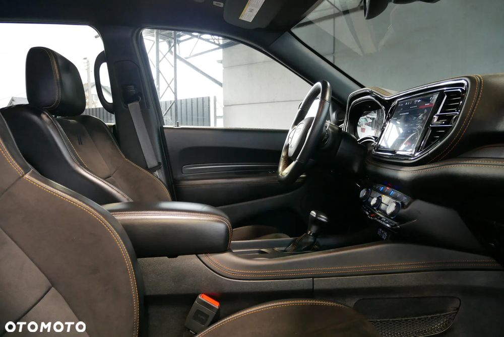 Dodge Durango 5.7 R/T - 28