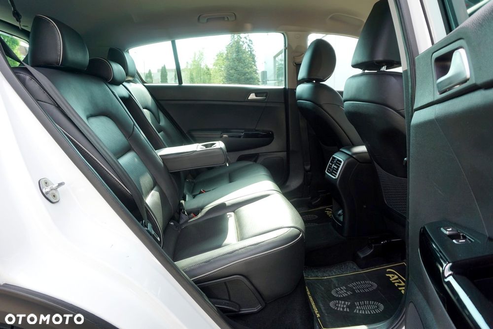 Kia Sportage 1.6 GDI 2WD Attract - 37