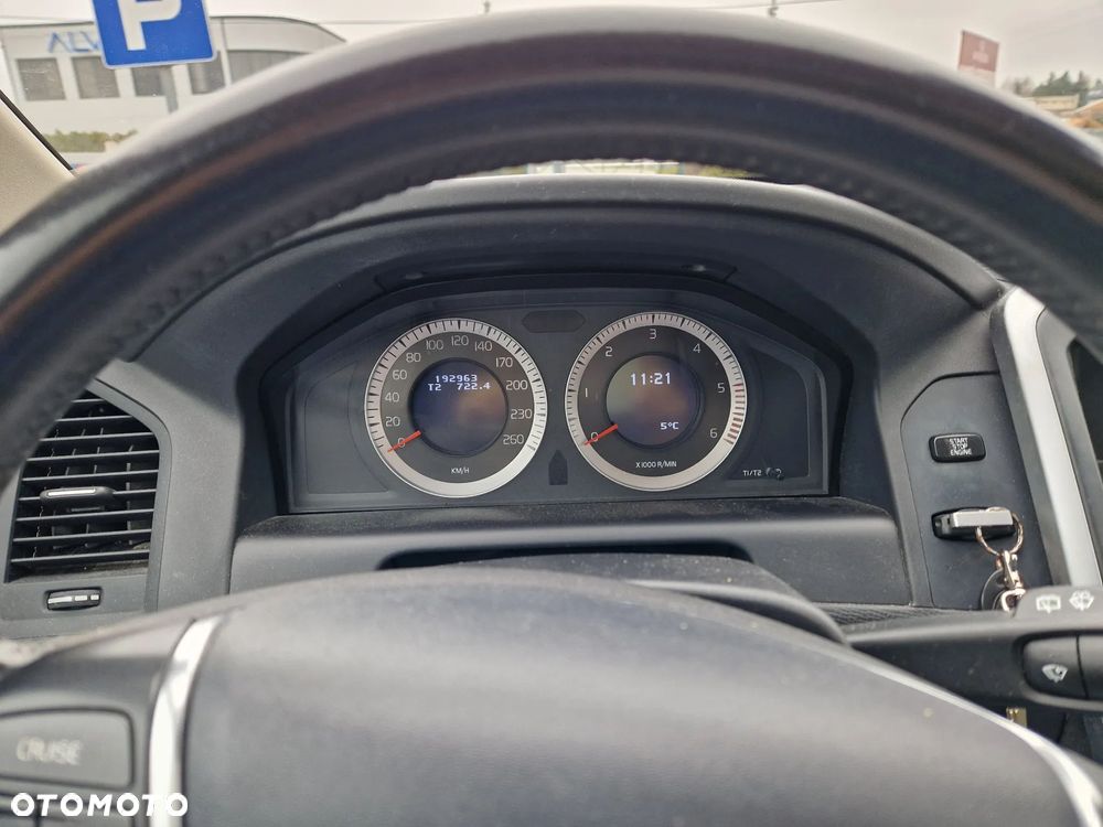 Volvo XC 60 D5 AWD Summum - 5