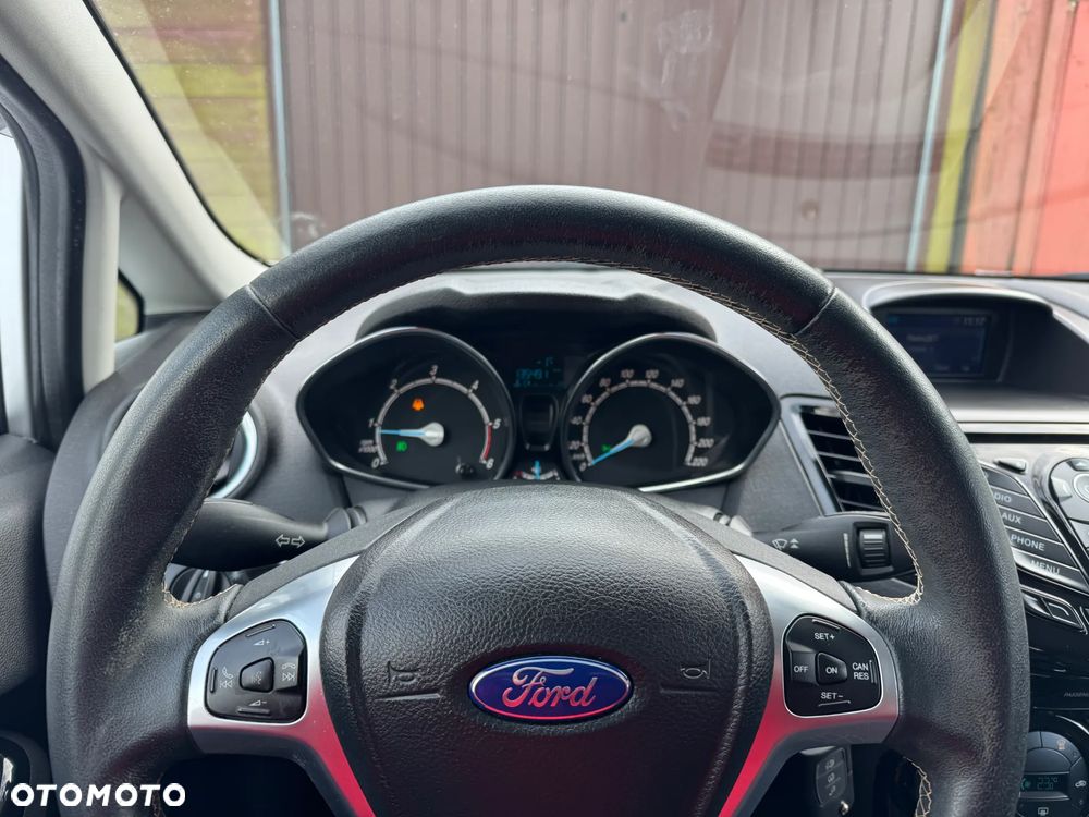 Ford Fiesta 1.5 TDCi Titanium - 17