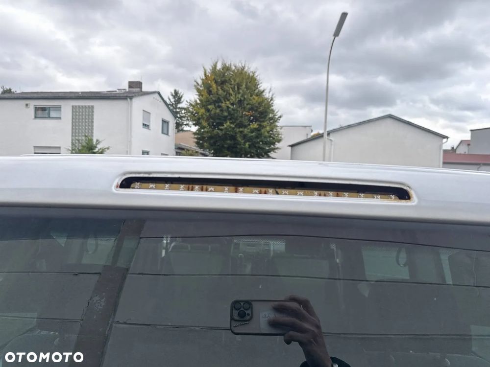 Volkswagen Multivan - 18