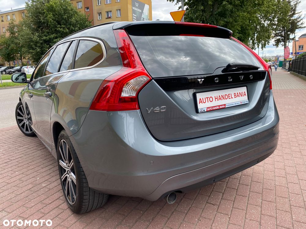 Volvo V60 D3 Drive-E Kinetic - 33