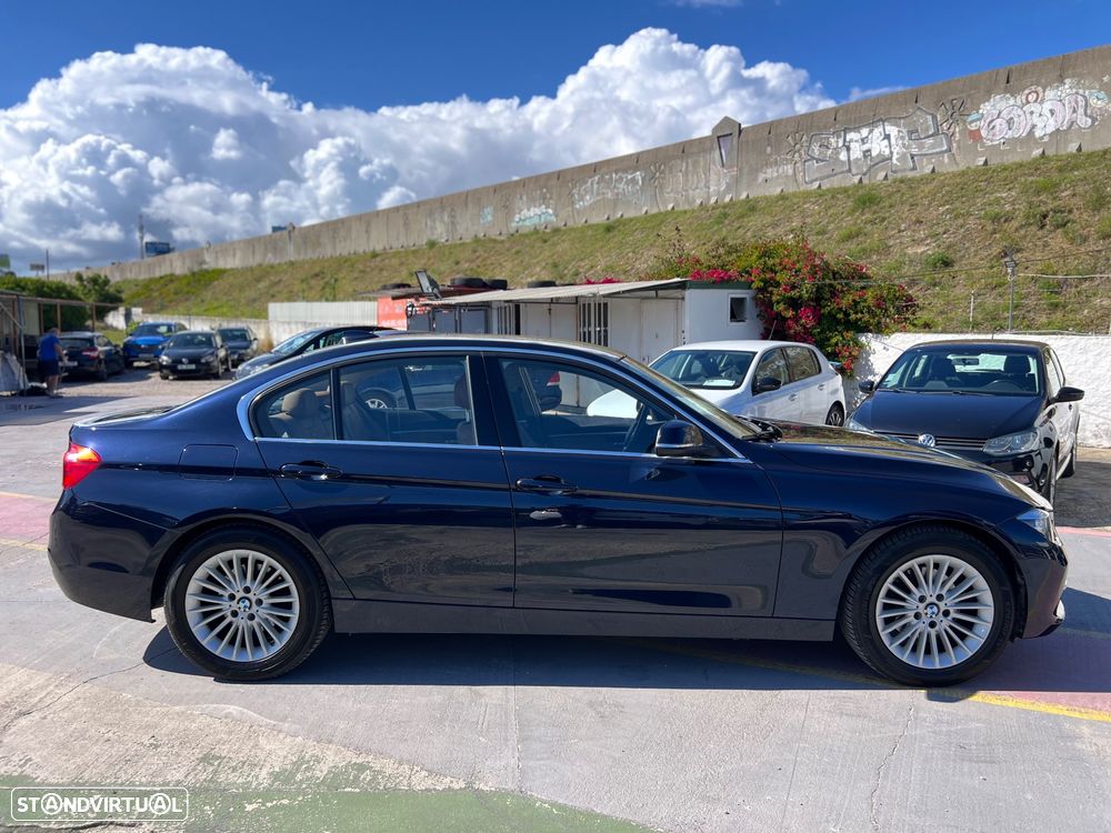 BMW 330 e iPerformance Line Luxury - 5