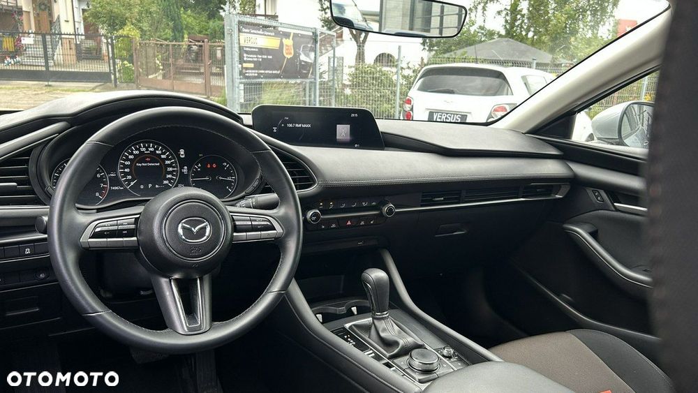 Mazda 3 - 10