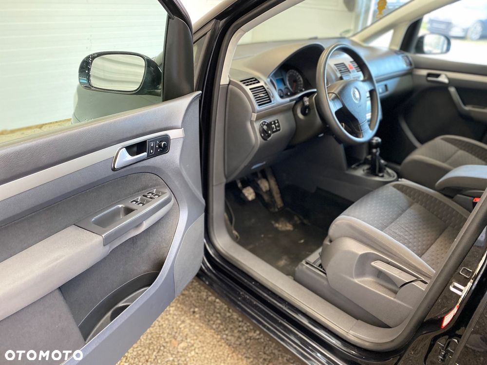 Volkswagen Touran 1.9 TDI - 6