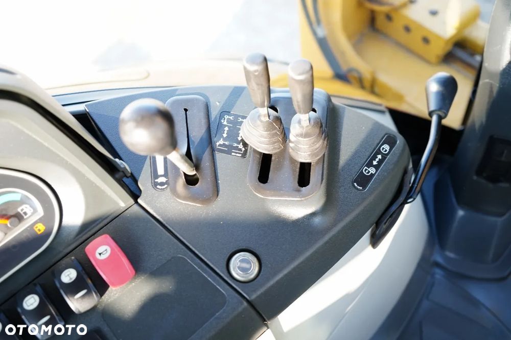 Caterpillar 434F / KOPARKO-ŁADOWARKA /  5 500 MTH / - 35