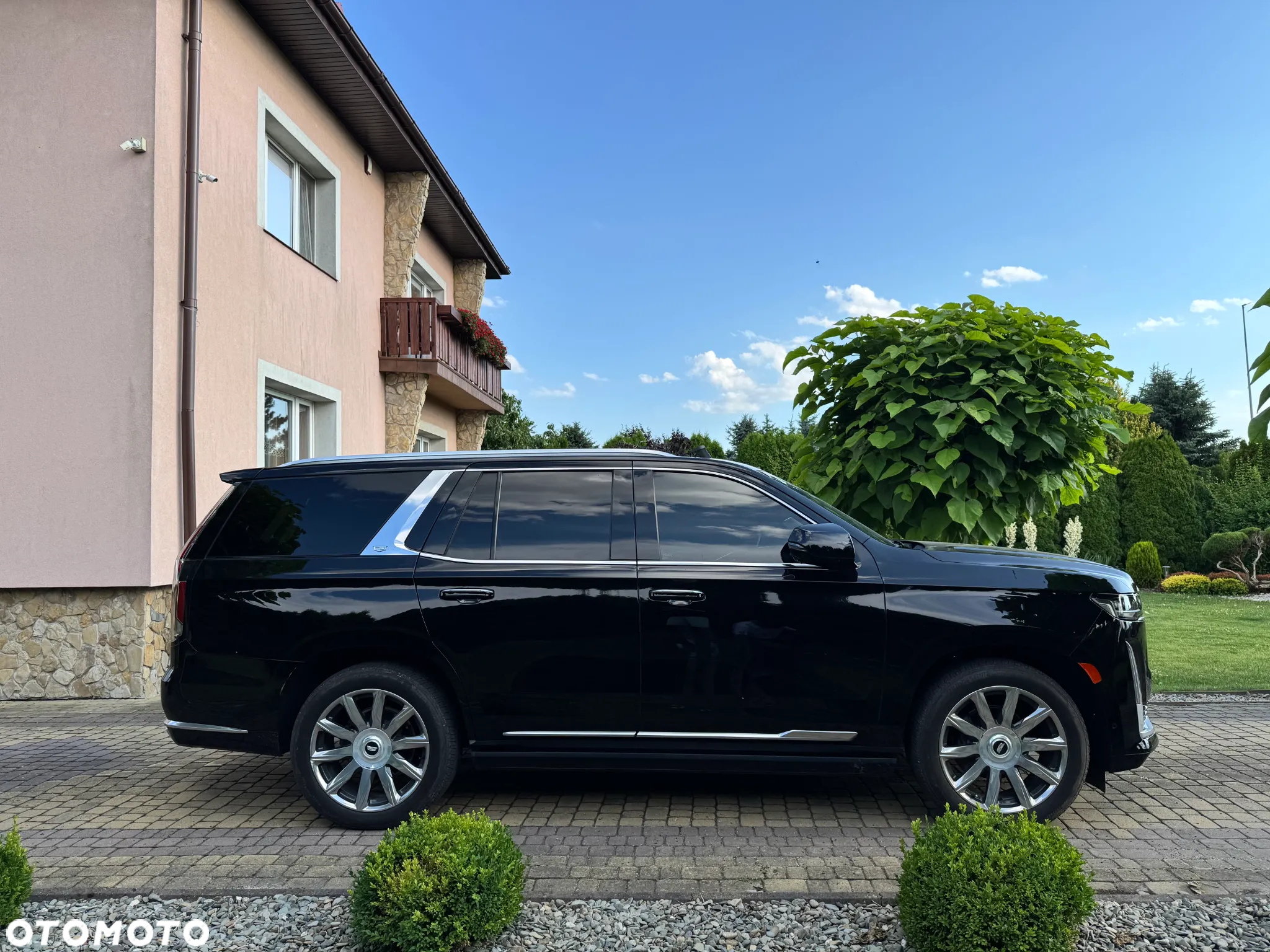 Cadillac Escalade - 6