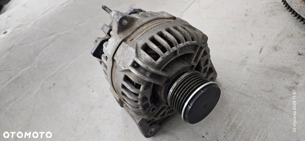 Alternator Renault Megane Scenic III IV 1,5 DCI 120A 231008578R - 2