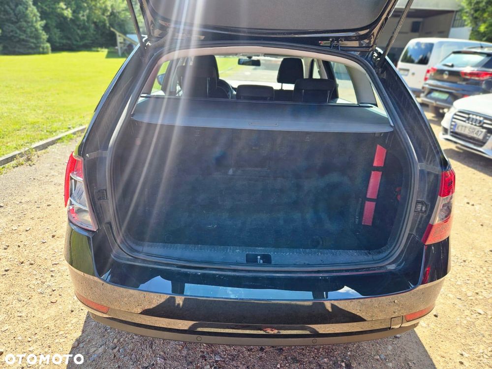 Skoda Octavia 1.6 TDI SCR Ambition - 22